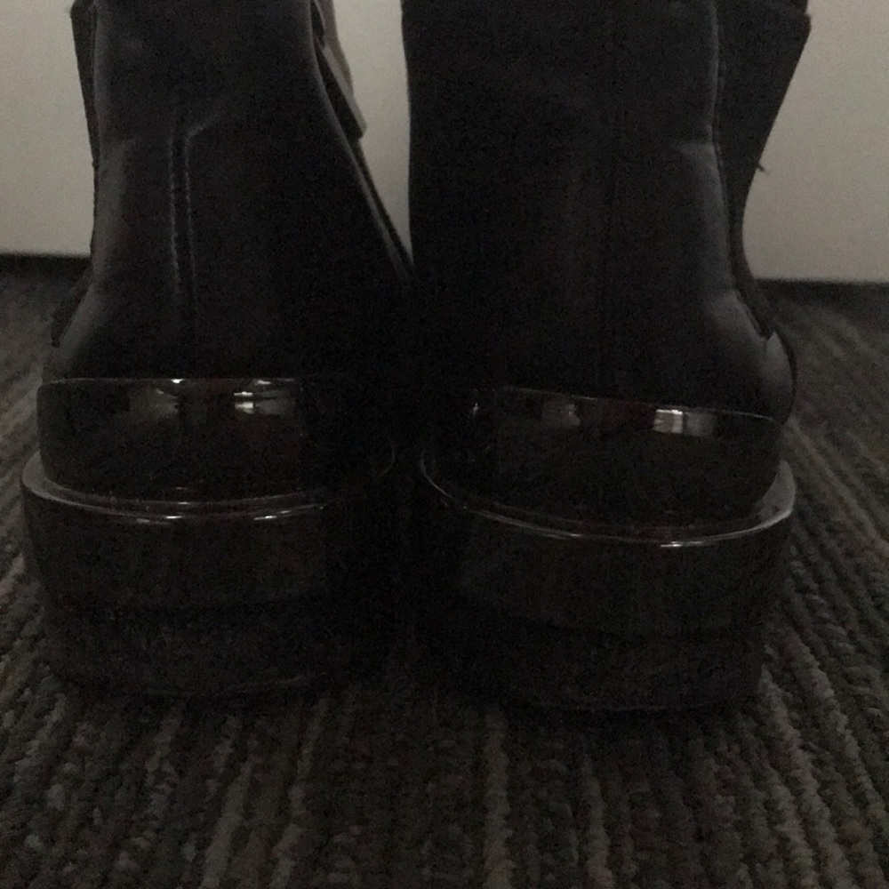 Boots(winter or fall - Picture 3 of 5